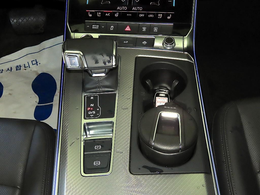 아우디 A6 A6 (C8) 40 TDI 이미지 12
