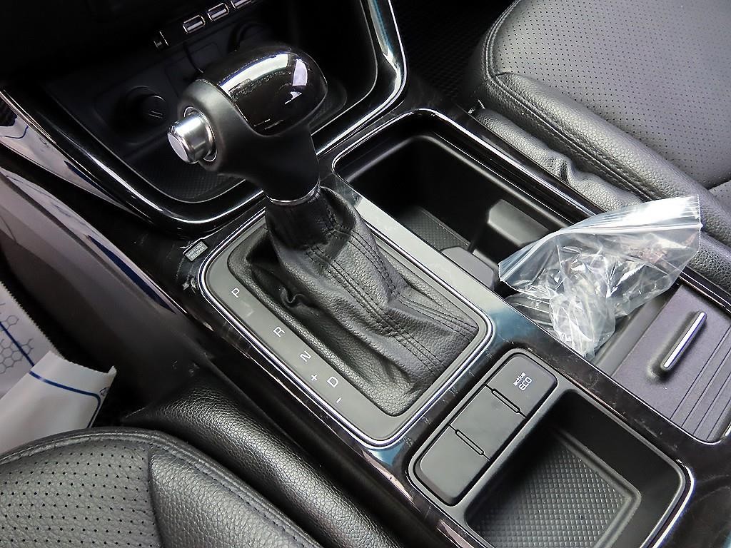 기아 쏘렌토 뉴 쏘렌토 R 2WD 2.0 프레스티지 이미지 10