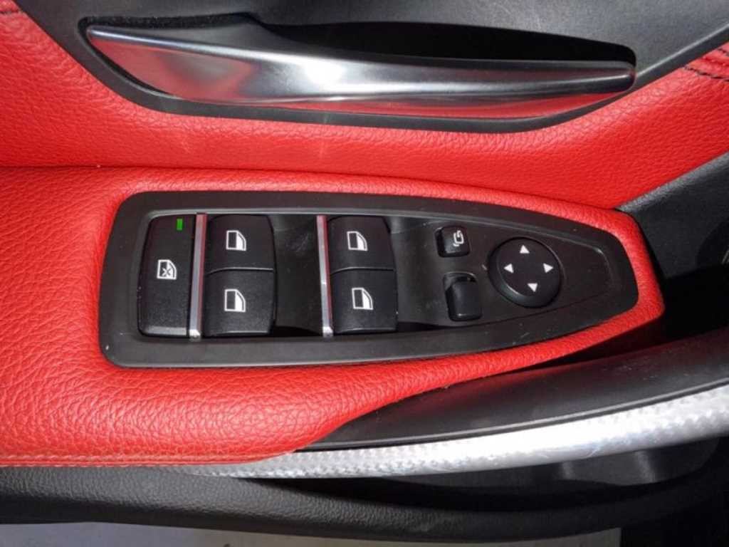 BMW 3시리즈 3시리즈 (F30) 330i M 스포츠 쉐도우 이미지 16