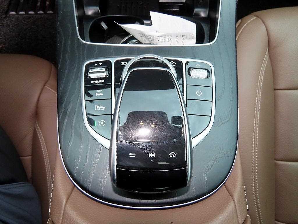 벤츠 E 클래스 E-클래스 W213 E250 아방가르드 이미지 12