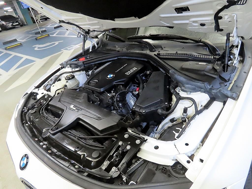 BMW 3시리즈 3시리즈 (F30) 320d 이미지 19
