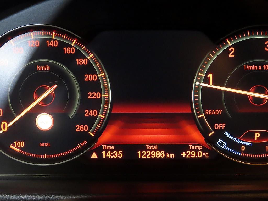 BMW 3시리즈 3시리즈 (F30) 320d 이미지 9