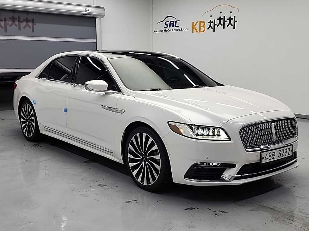 링컨 컨티넨탈 컨티넨탈 10세대 3.0 AWD 프레지덴셜 이미지 3