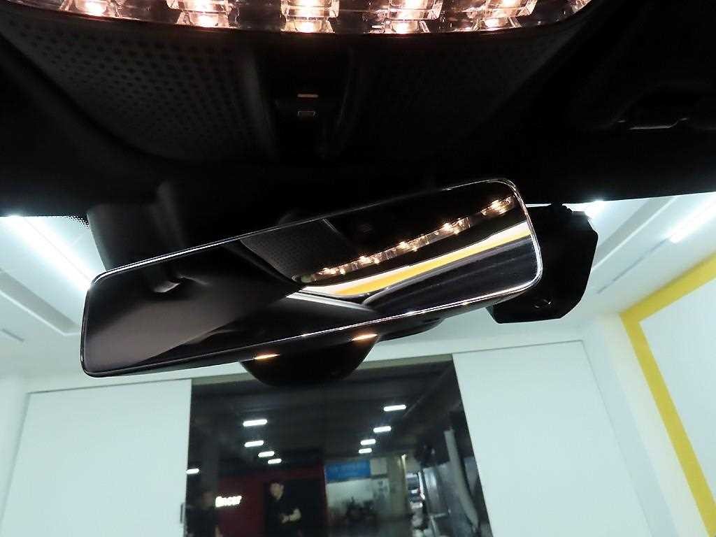 벤츠 C 클래스 C클래스 W205 C200 AMG LINE 이미지 16