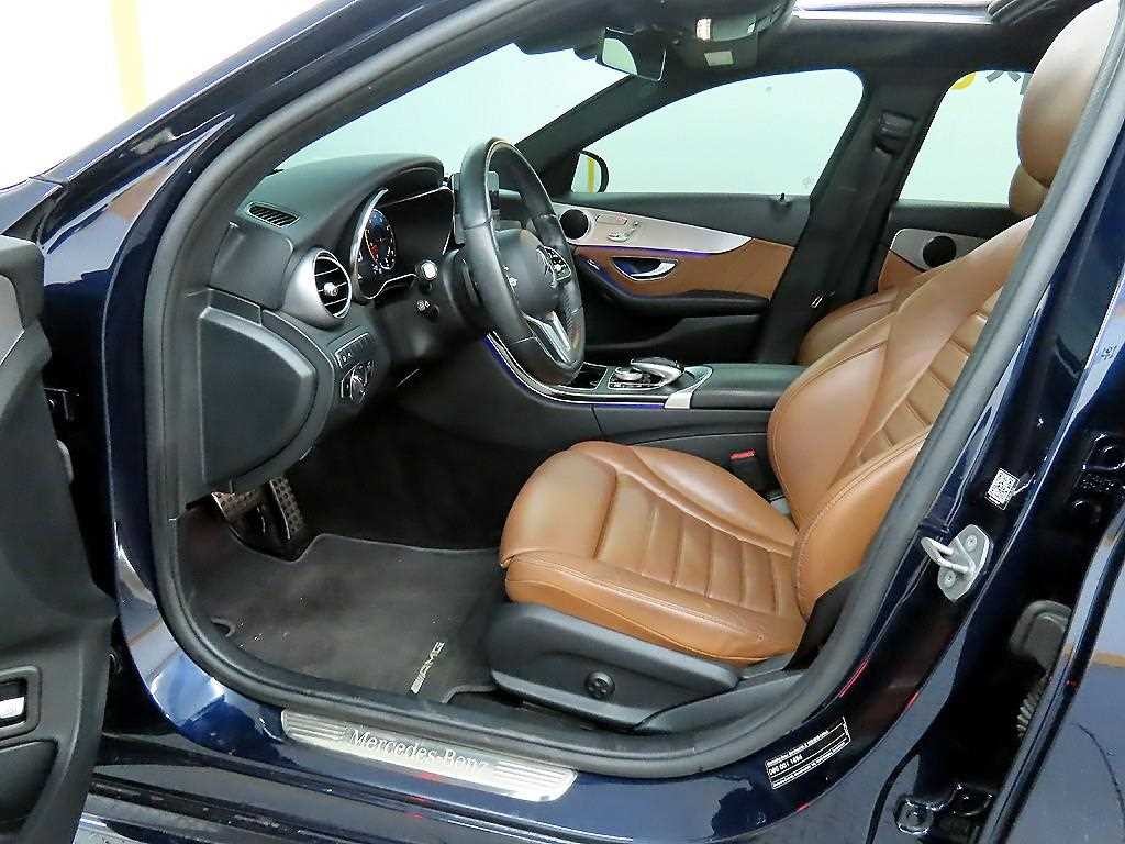 벤츠 C 클래스 C클래스 W205 C200 AMG LINE 이미지 5