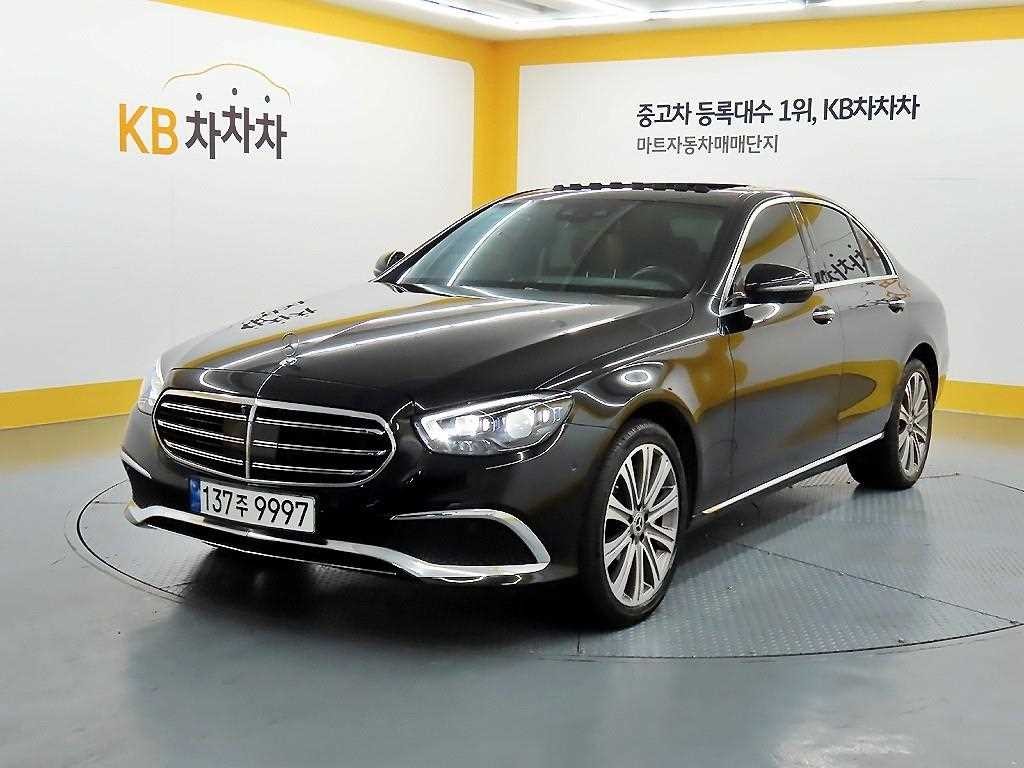 벤츠 E 클래스 E-클래스 W213 E300e 4MATIC 익스클루시브 이미지 2