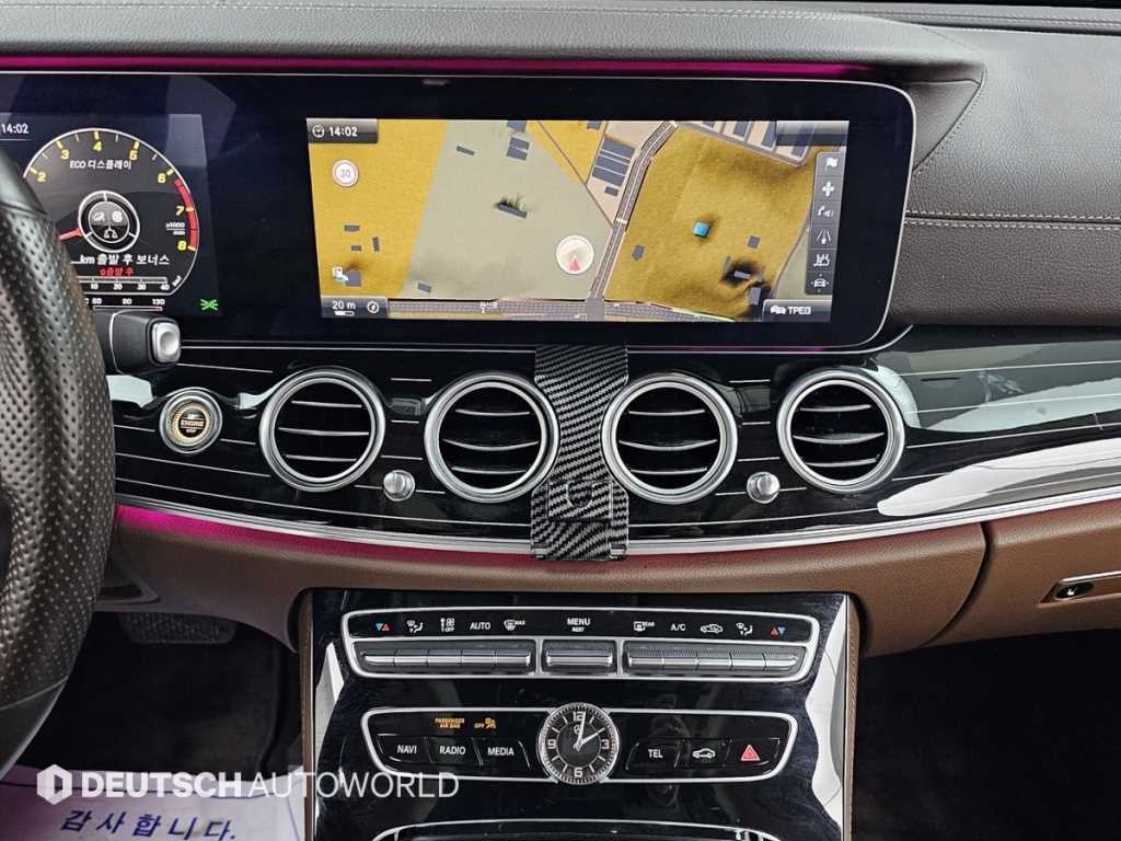 벤츠 E 클래스 E-클래스 W213 E400 4MATIC 익스클루시브 이미지 14