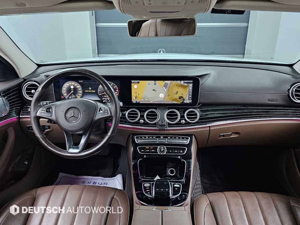 벤츠 E 클래스 E-클래스 W213 E400 4MATIC 익스클루시브 이미지 7