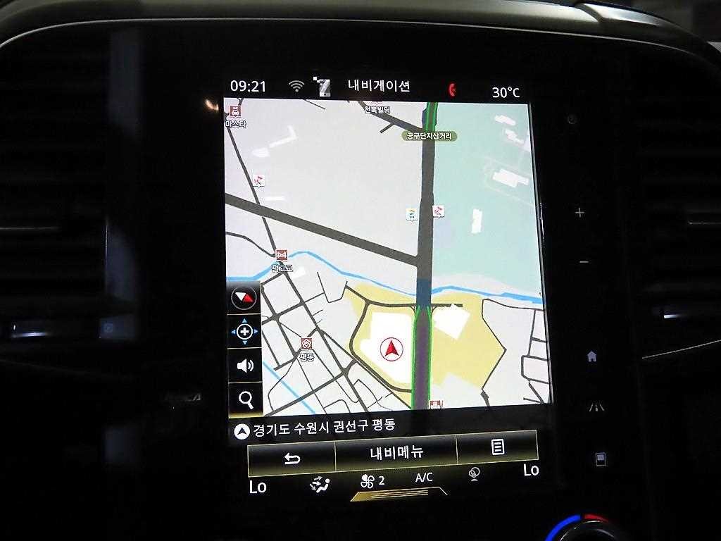 르노코리아(삼성) QM6 더뉴QM6 2.0 LPe RE 시그니처 2WD 이미지 14