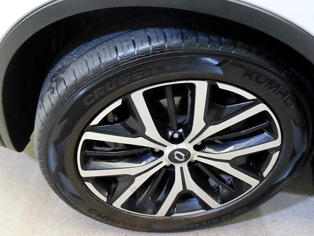 르노코리아(삼성) QM6 더뉴QM6 2.0 LPe RE 시그니처 2WD 이미지 20