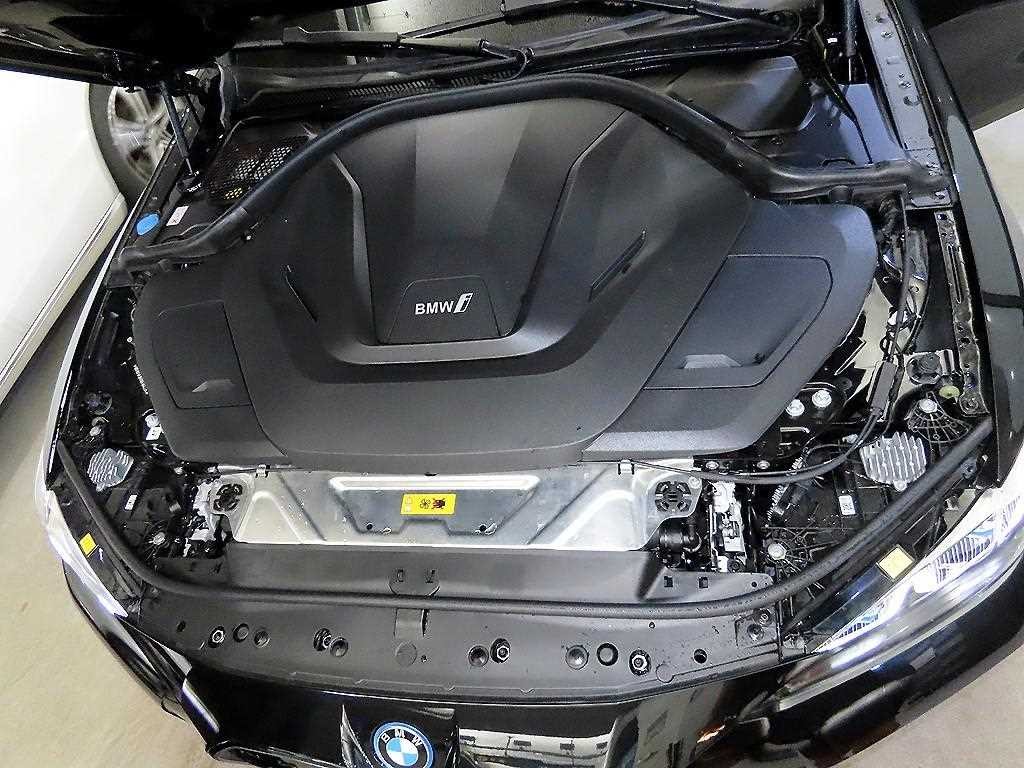 BMW i4 eDrive 40 M 스포츠 프로 이미지 19