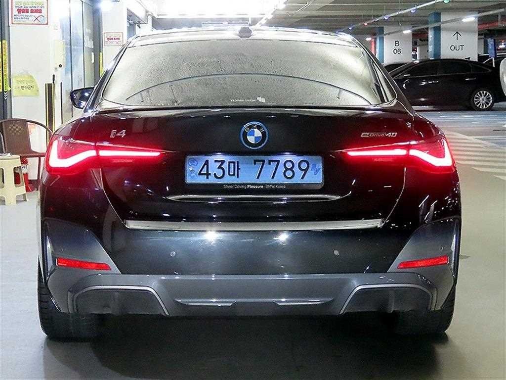 BMW i4 eDrive 40 M 스포츠 프로 이미지 5