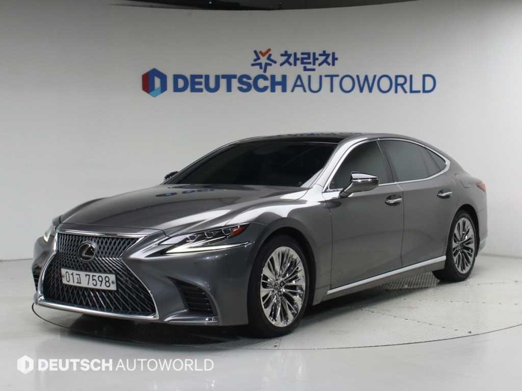 렉서스 LS LS500 3.5 플래티넘 AWD 이미지 1