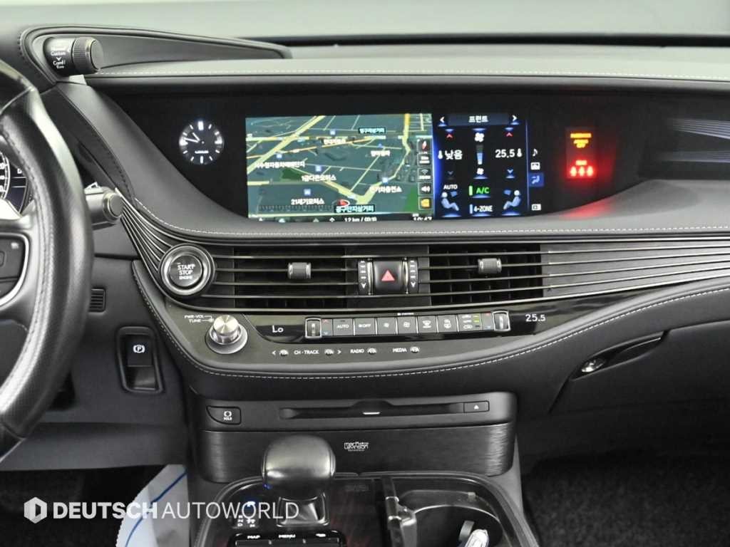 렉서스 LS LS500 3.5 플래티넘 AWD 이미지 14