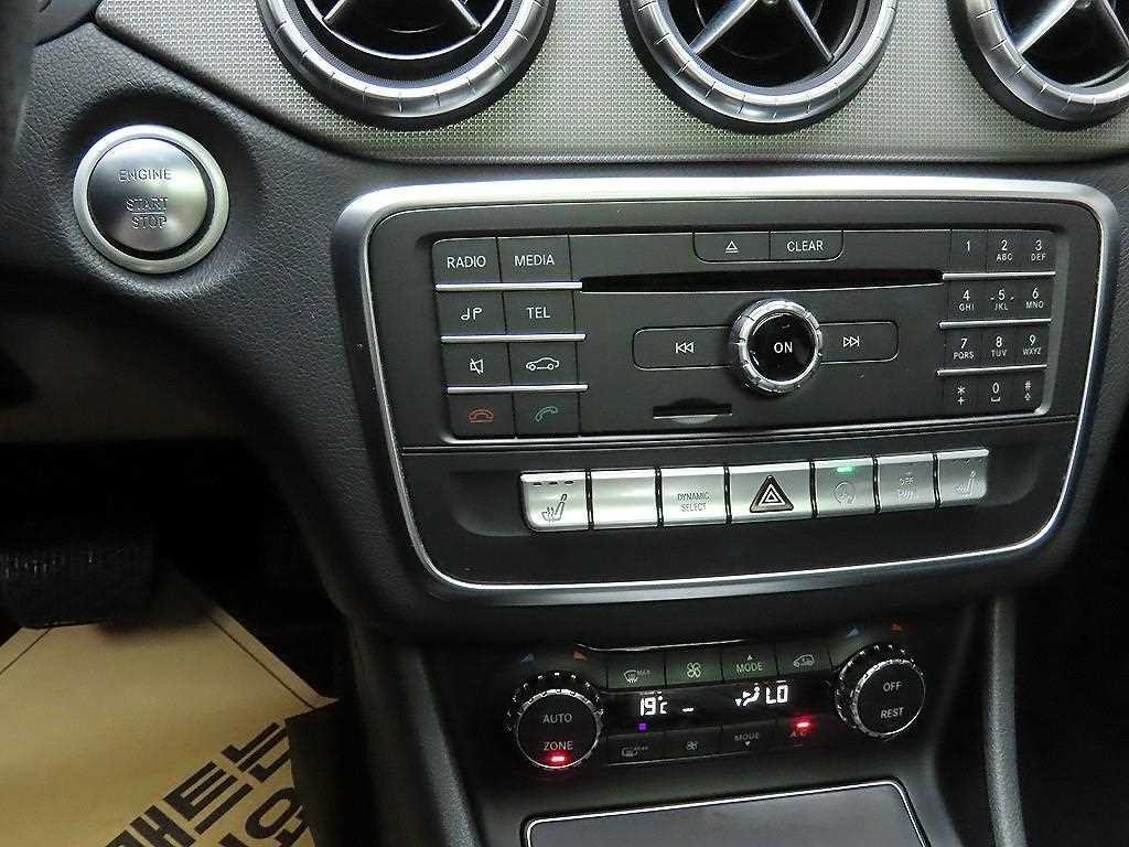 벤츠 CLA 클래스 CLA클래스 CLA 250 4MATIC 이미지 15