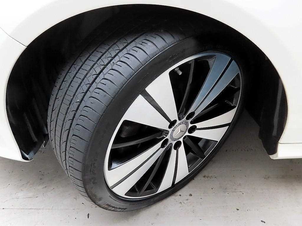 벤츠 CLA 클래스 CLA클래스 CLA 250 4MATIC 이미지 19
