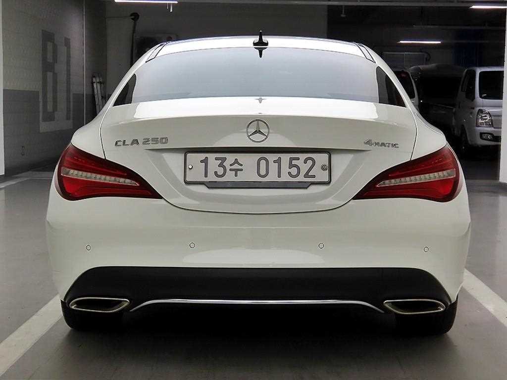 벤츠 CLA 클래스 CLA클래스 CLA 250 4MATIC 이미지 3