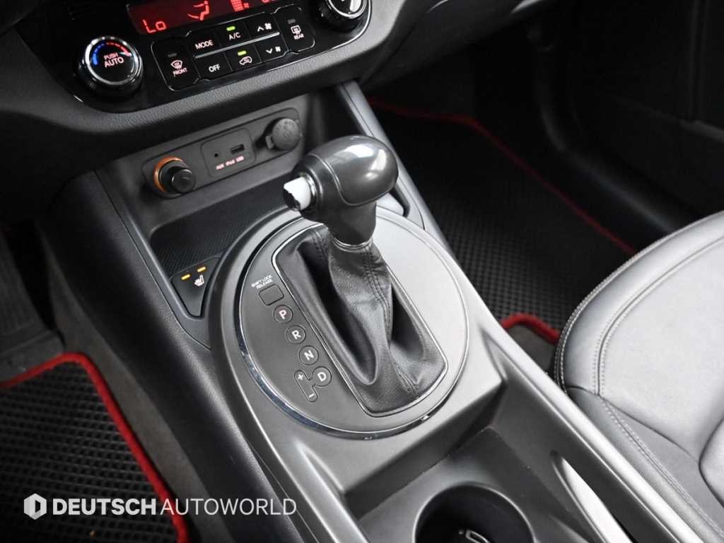 기아 스포티지 스포티지 R 2WD TLX 최고급형 이미지 9