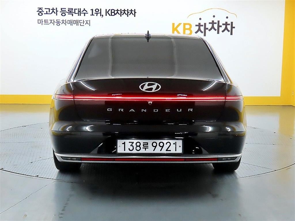 현대 그랜저 그랜저 하이브리드 (GN7) 익스클루시브 이미지 3