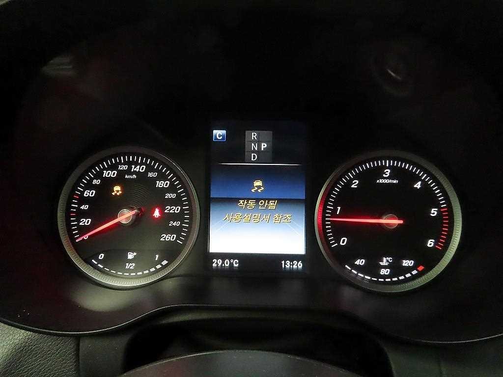 벤츠 GLC 클래스 GLC클래스 X253 GLC 220 d 4MATIC 이미지 6