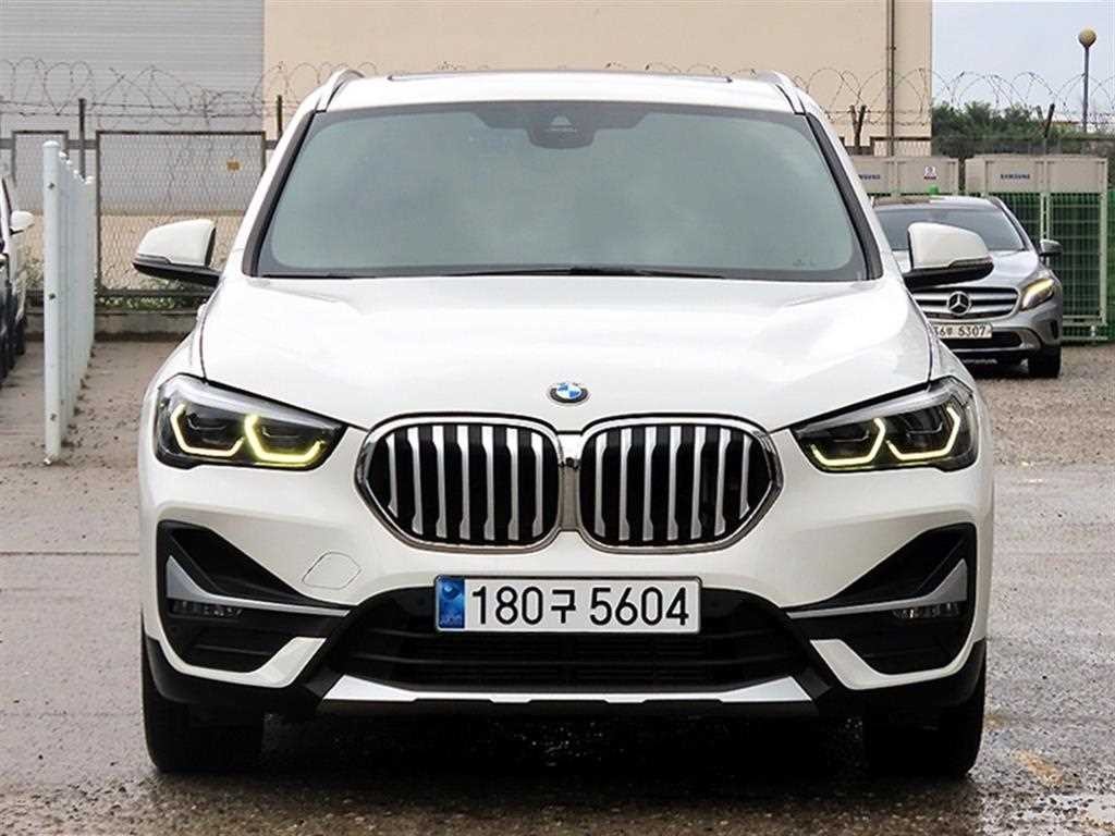 BMW X1 X1 (F48) xDrive 18d xLine 이미지 1