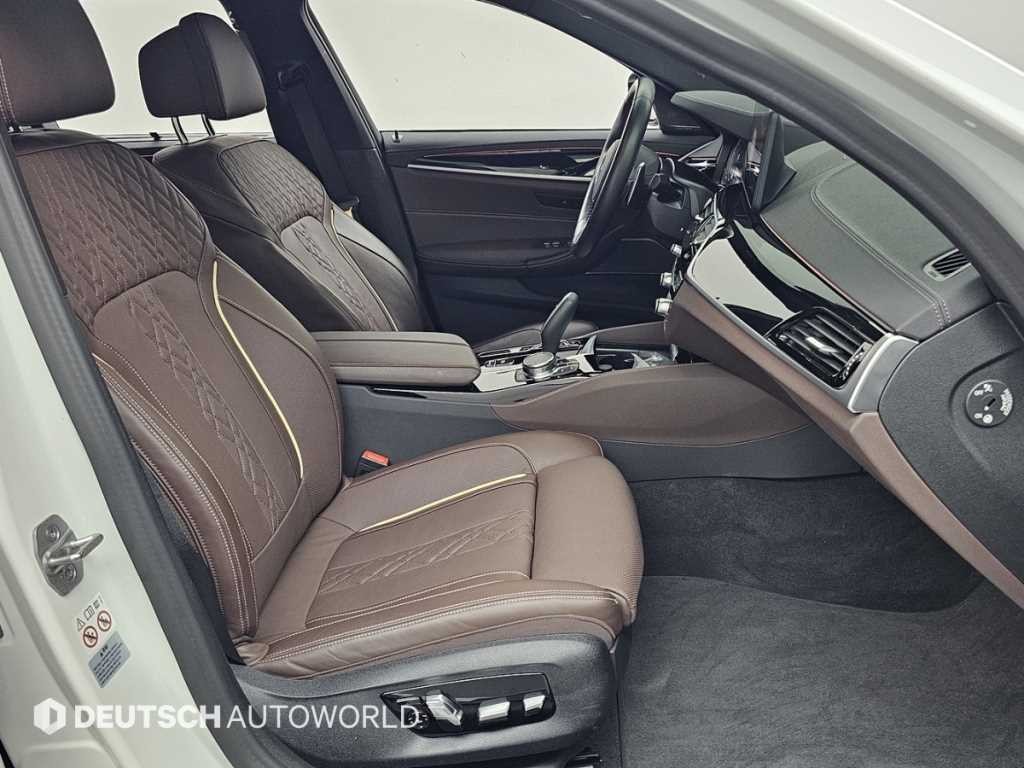 BMW 5시리즈 5시리즈 (G30) 530i M 스포츠 이미지 10