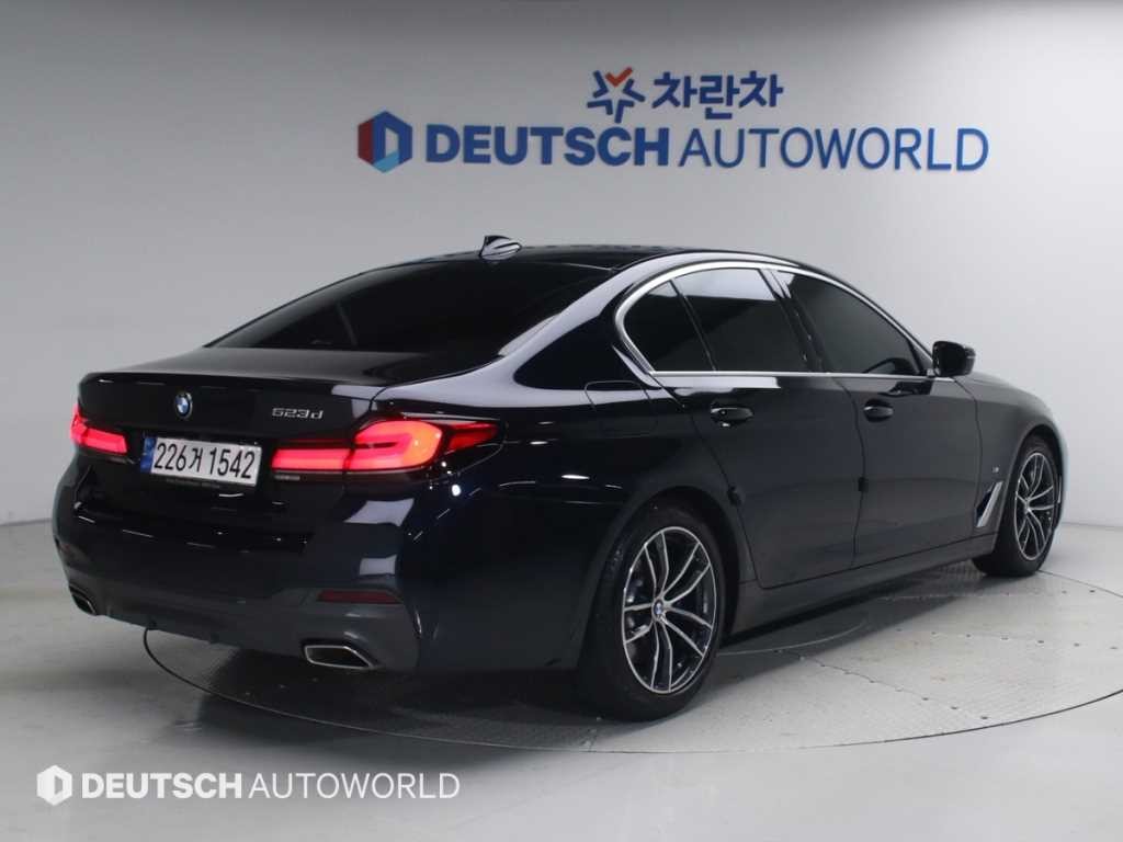 BMW 5시리즈 5시리즈 (G30) 523d M 스포츠 이미지 2
