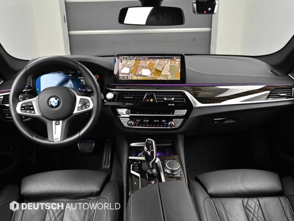 BMW 5시리즈 5시리즈 (G30) 523d M 스포츠 이미지 7