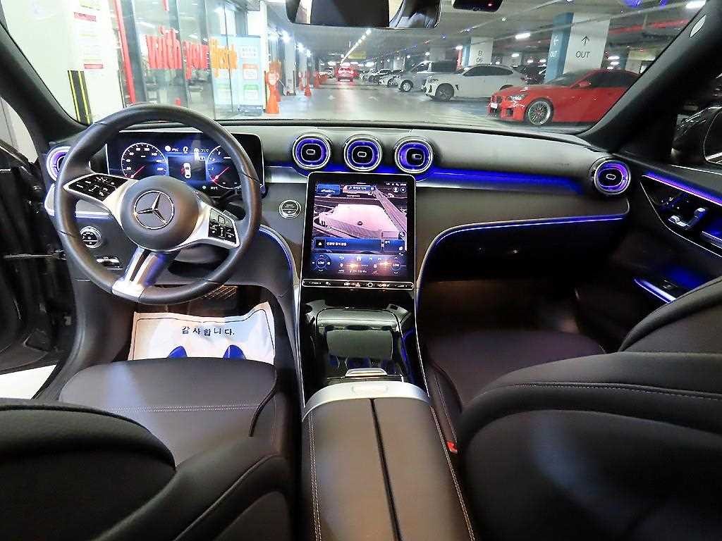 벤츠 C 클래스 C클래스 W206 C300 4MATIC 아방가르드 이미지 10