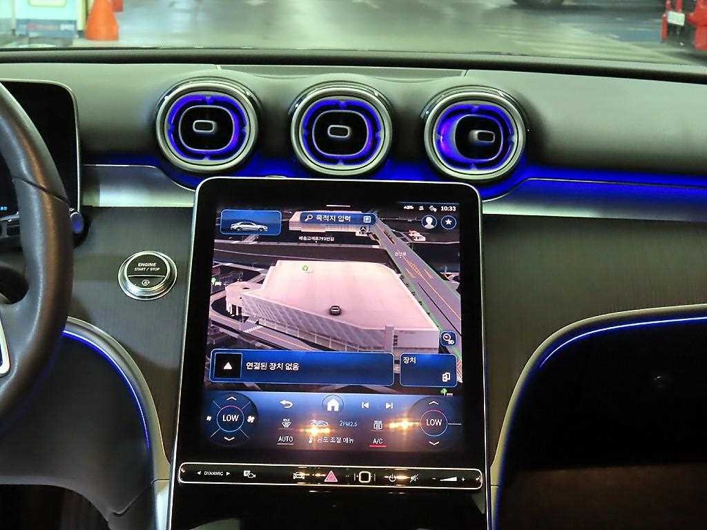 벤츠 C 클래스 C클래스 W206 C300 4MATIC 아방가르드 이미지 11
