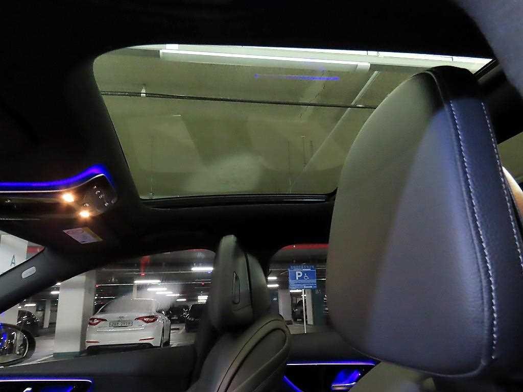 벤츠 C 클래스 C클래스 W206 C300 4MATIC 아방가르드 이미지 17