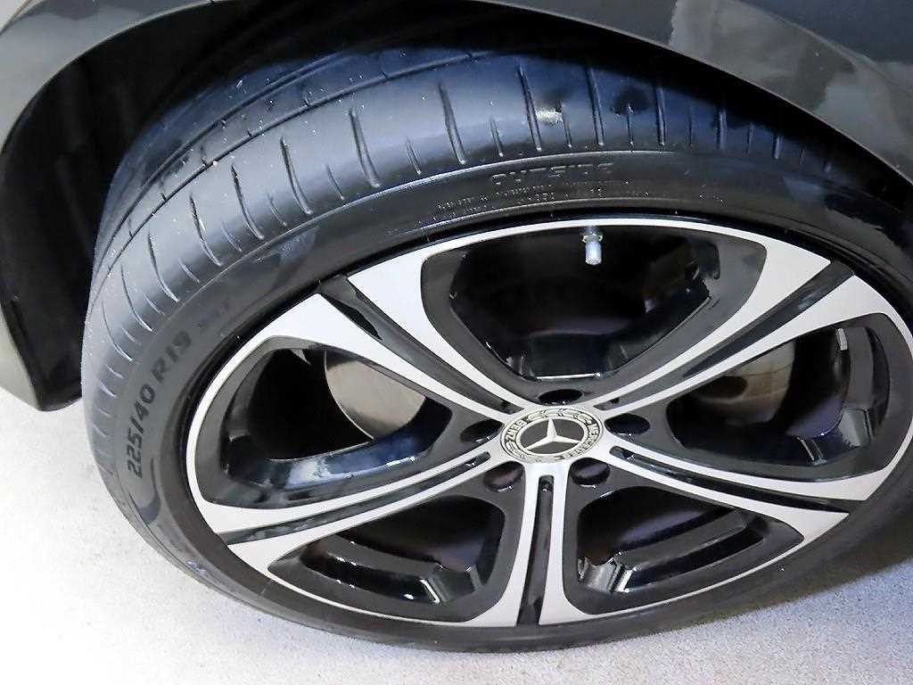 벤츠 C 클래스 C클래스 W206 C300 4MATIC 아방가르드 이미지 20
