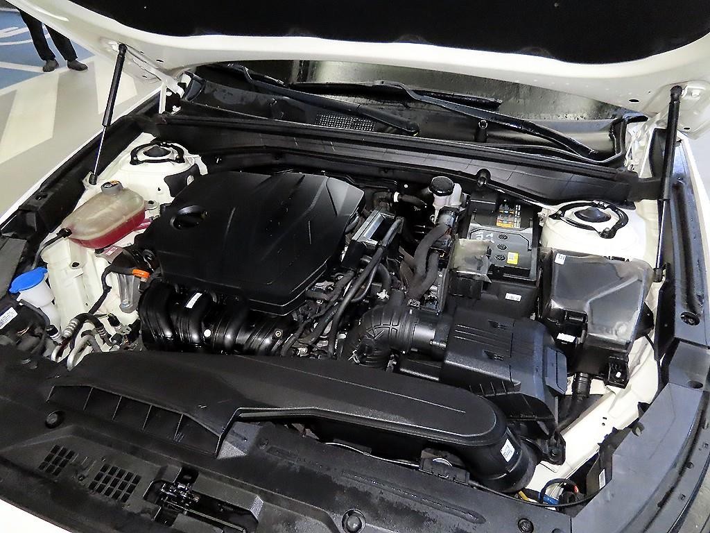 기아 K8 2.5 2WD 노블레스 이미지 19