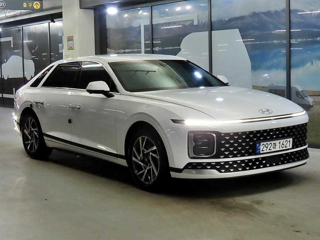 현대 그랜저 그랜저 (GN7) 가솔린 2.5 2WD 익스클루시브 이미지 1