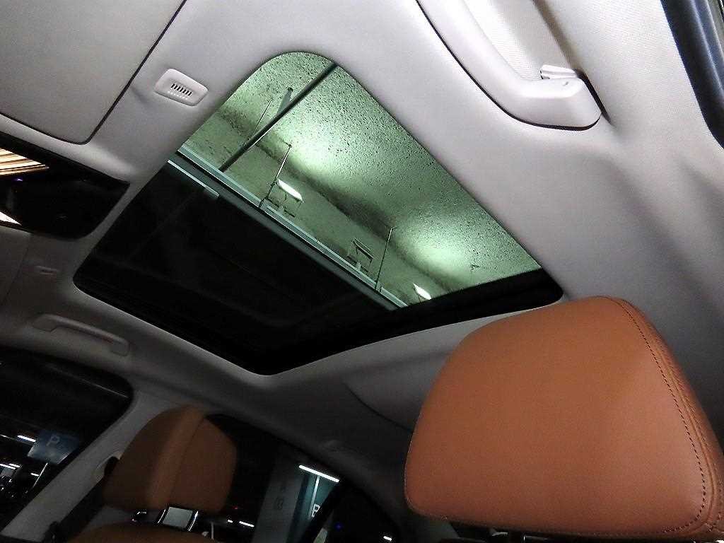 BMW 5시리즈 5시리즈 (G30) 520i 럭셔리 이미지 16