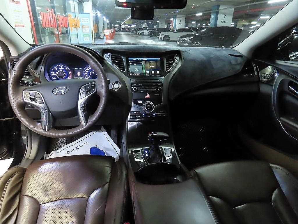 현대 그랜저 그랜저 HG HG220 PREMIUM 이미지 10