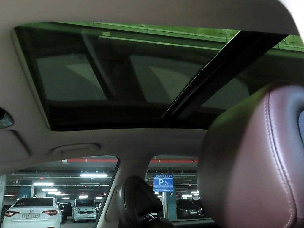 현대 그랜저 그랜저 HG HG220 PREMIUM 이미지 18