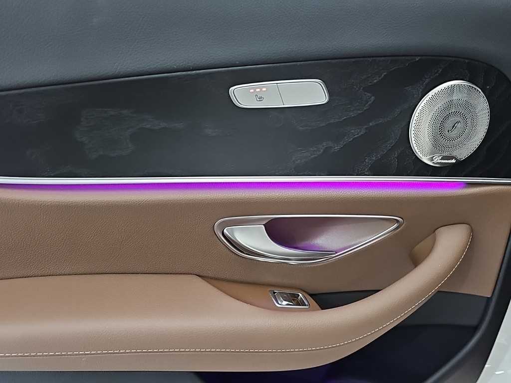 벤츠 E 클래스 E-클래스 W213 E300 아방가르드 인텔리전트 드라이브 이미지 12