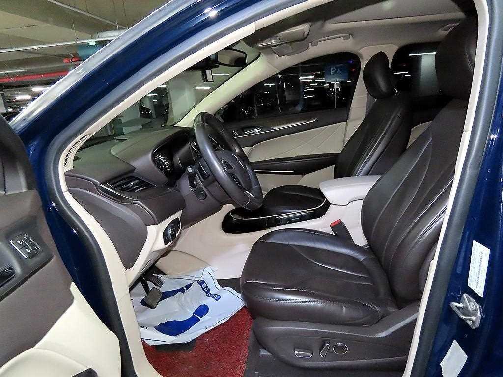 링컨 MKC 2.0 AWD 리저브 이미지 6
