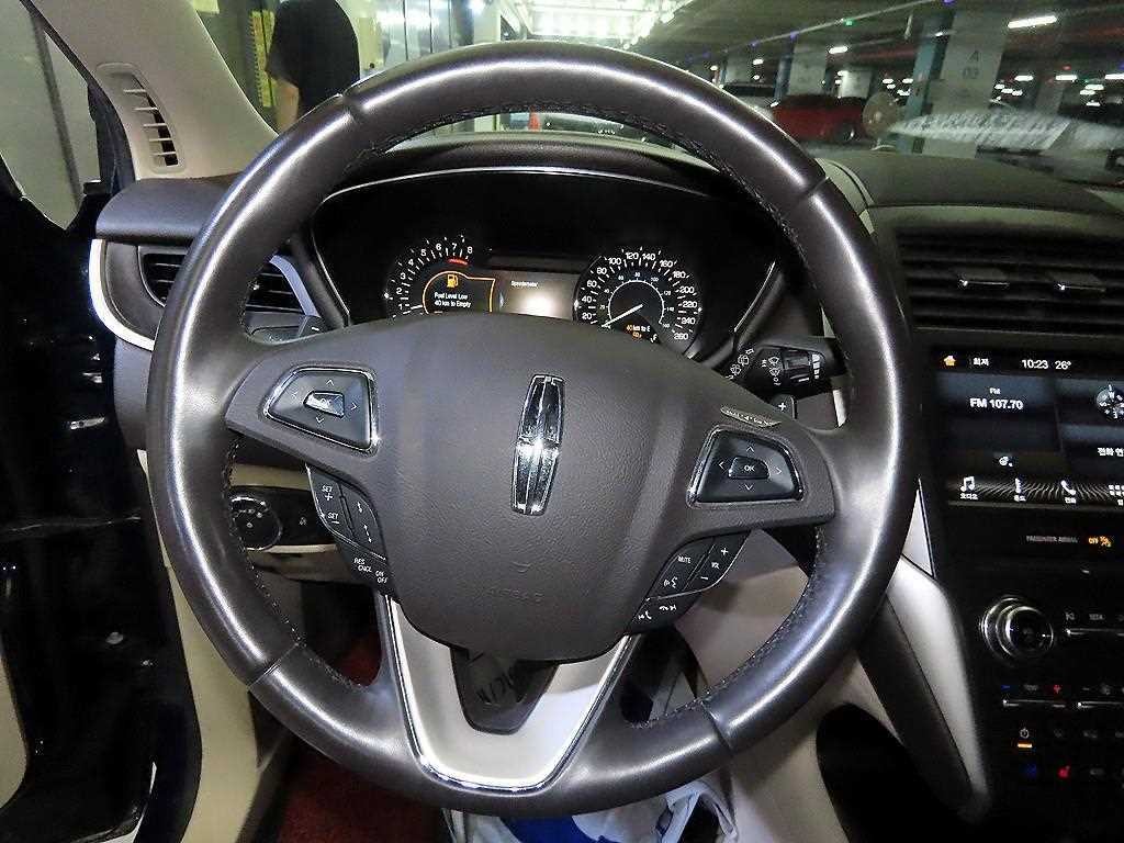 링컨 MKC 2.0 AWD 리저브 이미지 8