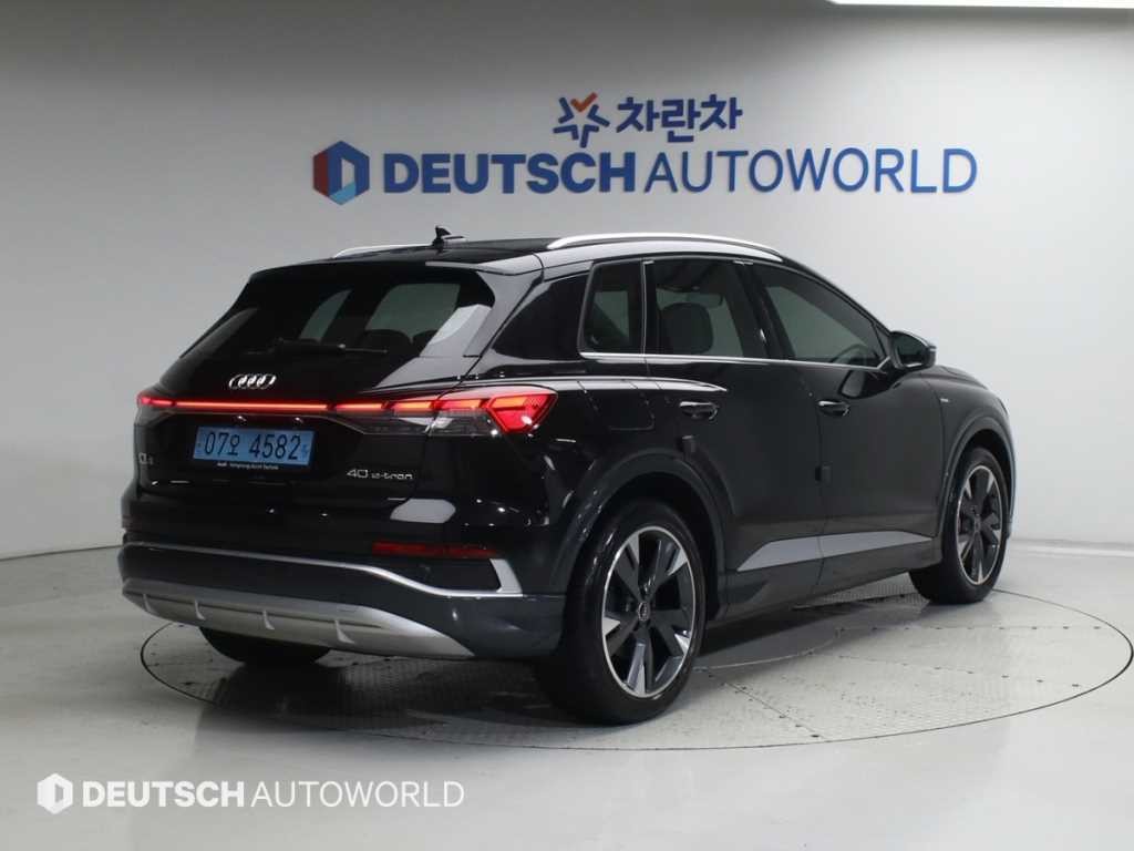 아우디 Q4 Q4 e-트론 40 프리미엄 이미지 2