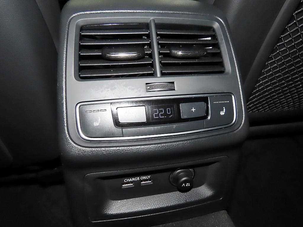 아우디 A4 A4 (B9) 40 TFSI 프리미엄 이미지 14