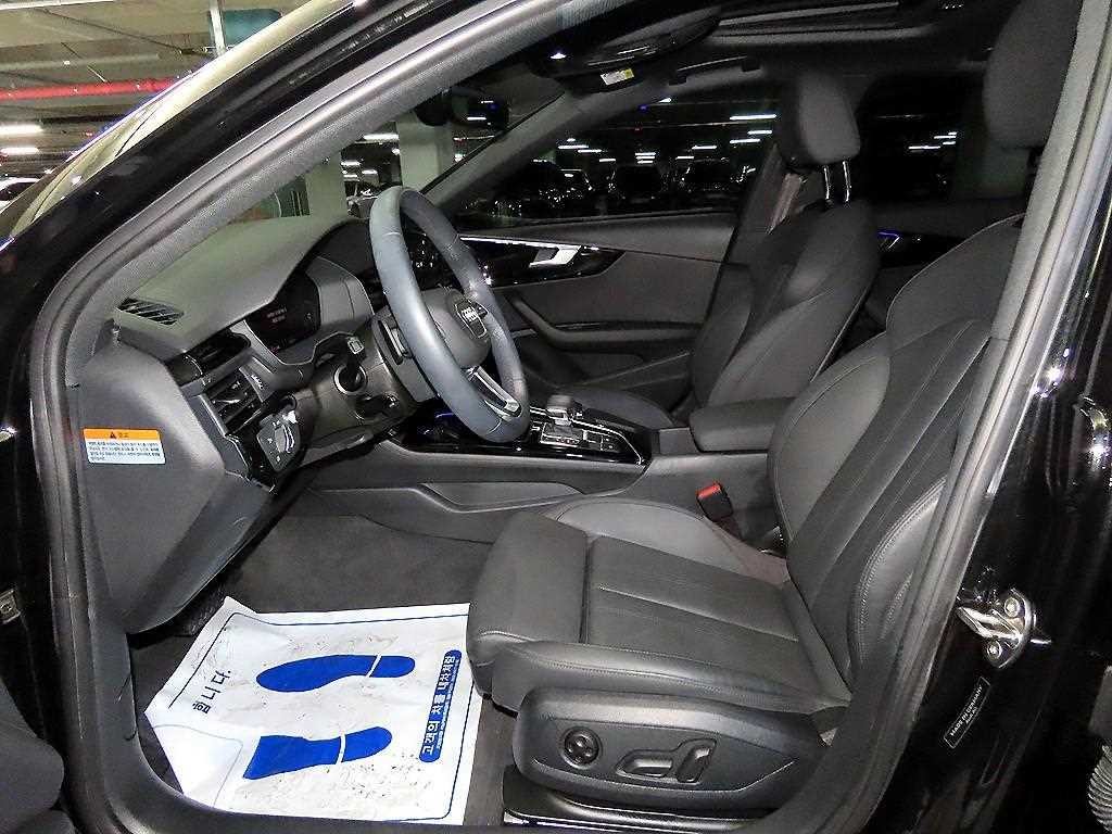 아우디 A4 A4 (B9) 40 TFSI 프리미엄 이미지 6