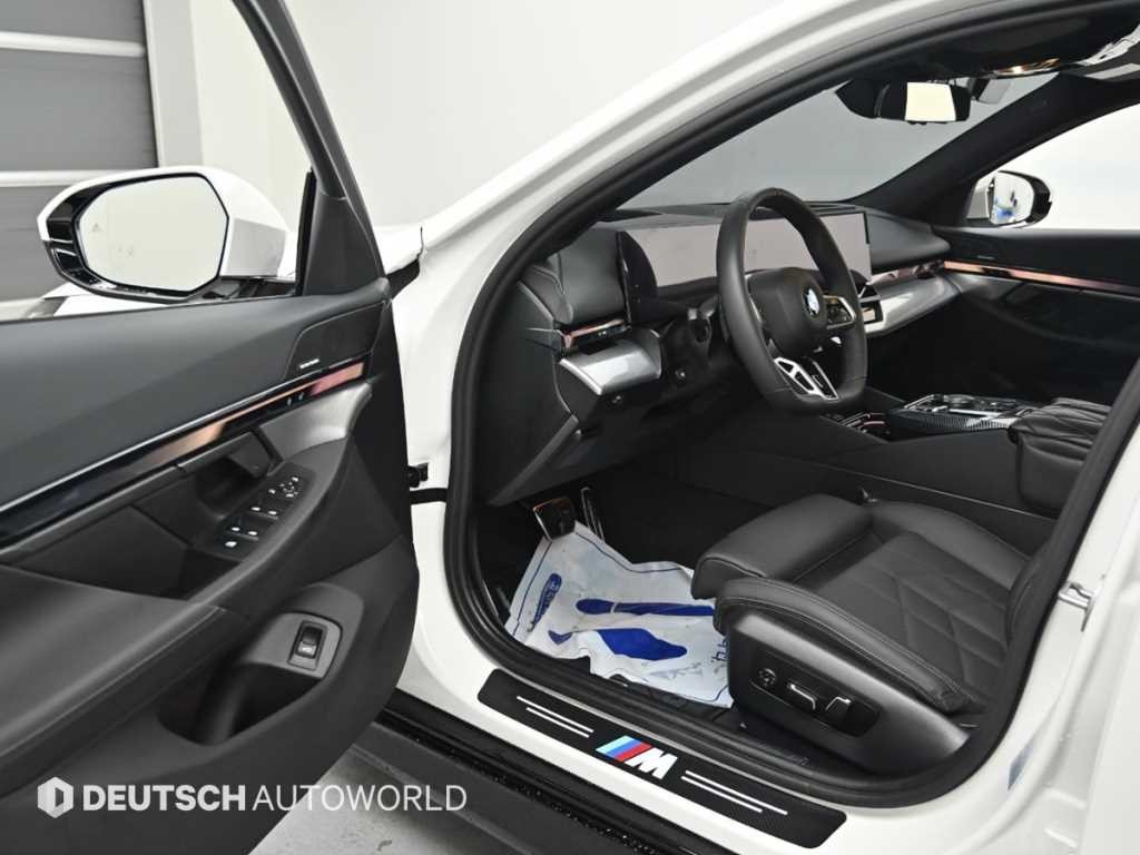 BMW 5시리즈 5시리즈 (G60) 520i M 스포츠 이미지 11