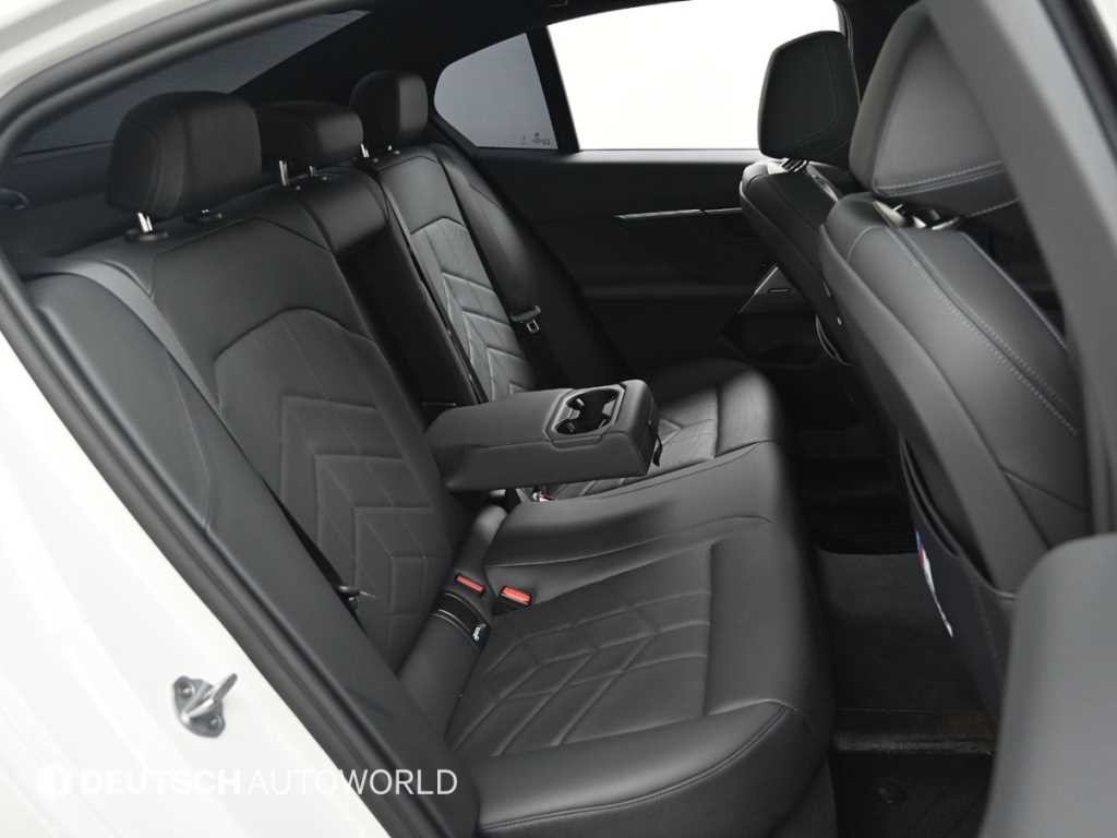 BMW 5시리즈 5시리즈 (G60) 520i M 스포츠 이미지 12