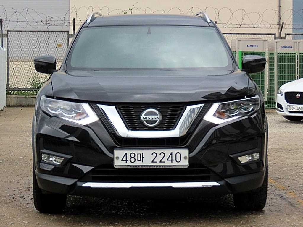 닛산 엑스트레일 2.5 4WD 이미지 1