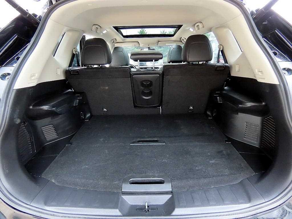 닛산 엑스트레일 2.5 4WD 이미지 17