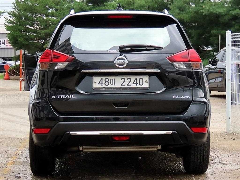 닛산 엑스트레일 2.5 4WD 이미지 4