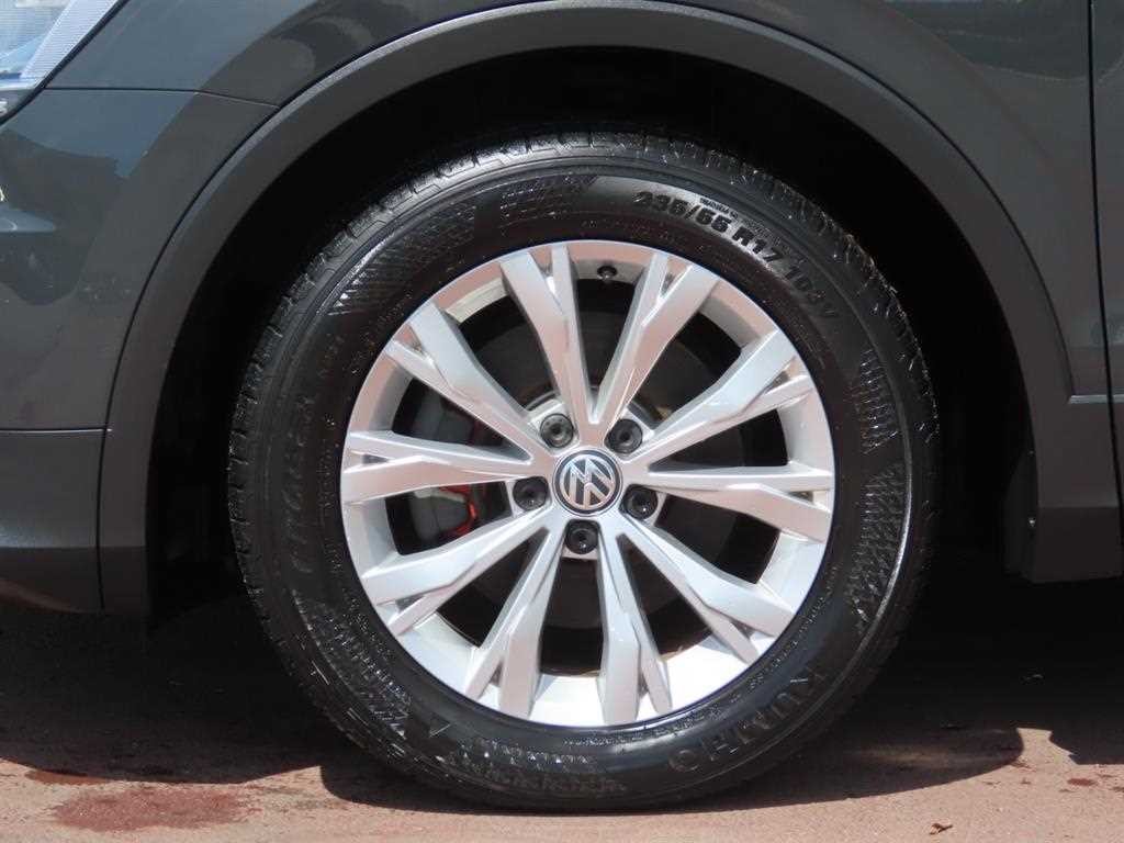 폭스바겐 티구안 티구안(2세대) 2.0 TDI 이미지 20