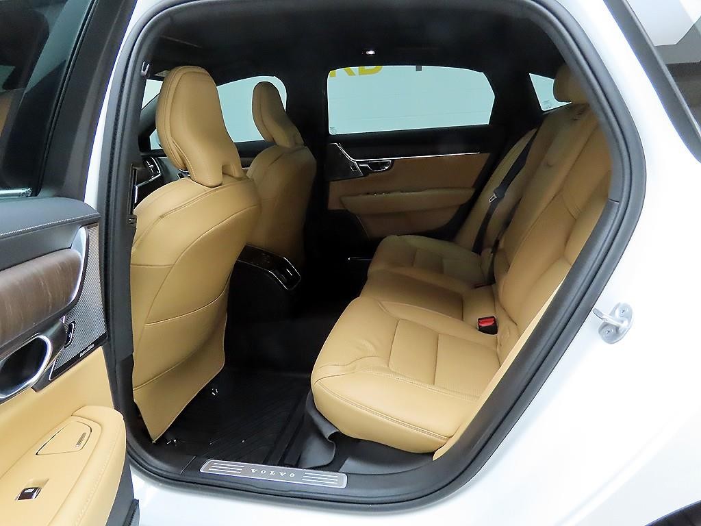 볼보 S90 B5 얼티메이트 브라이트 이미지 13